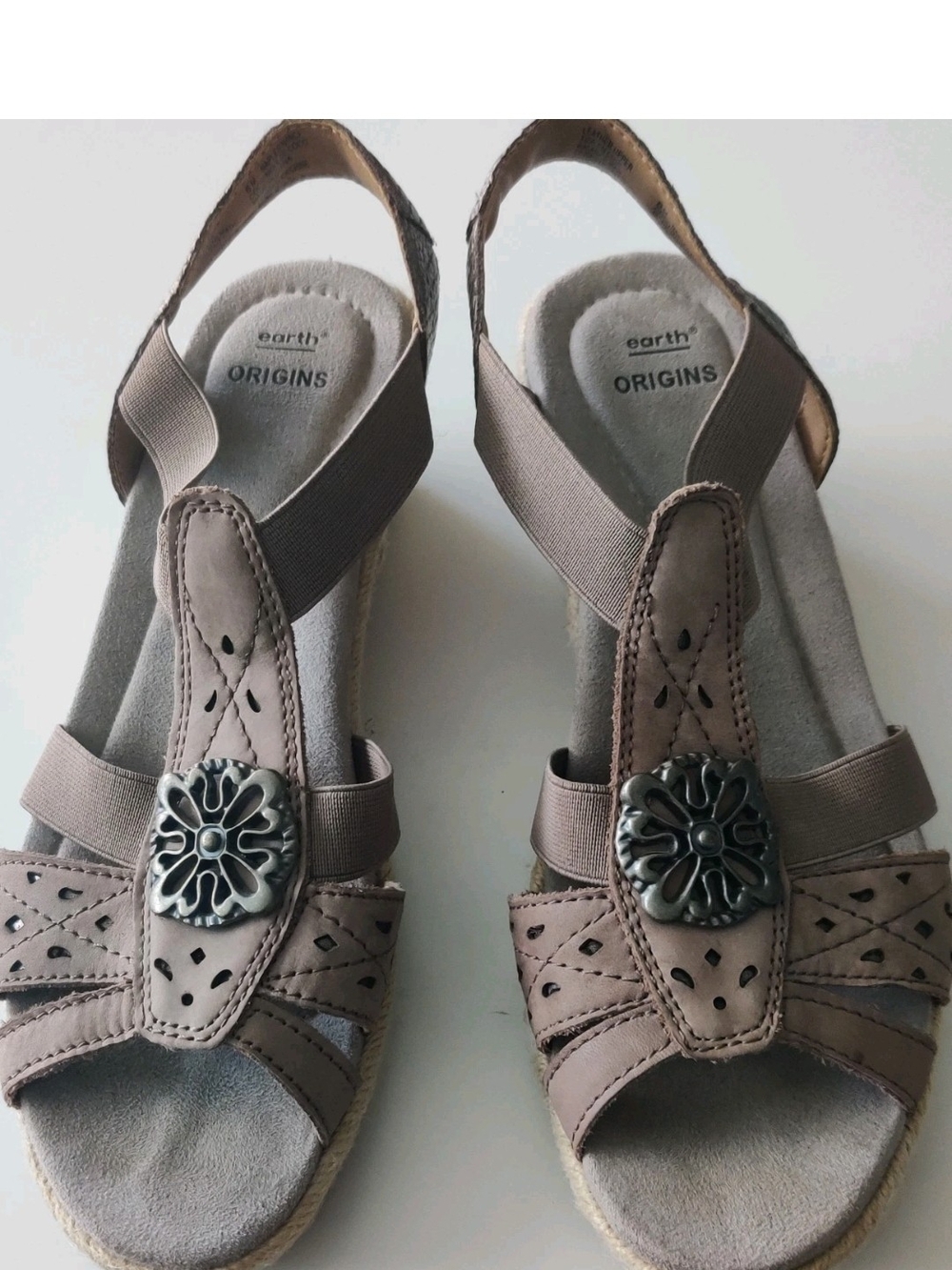 Earth Origin Womens 8M Sandals New